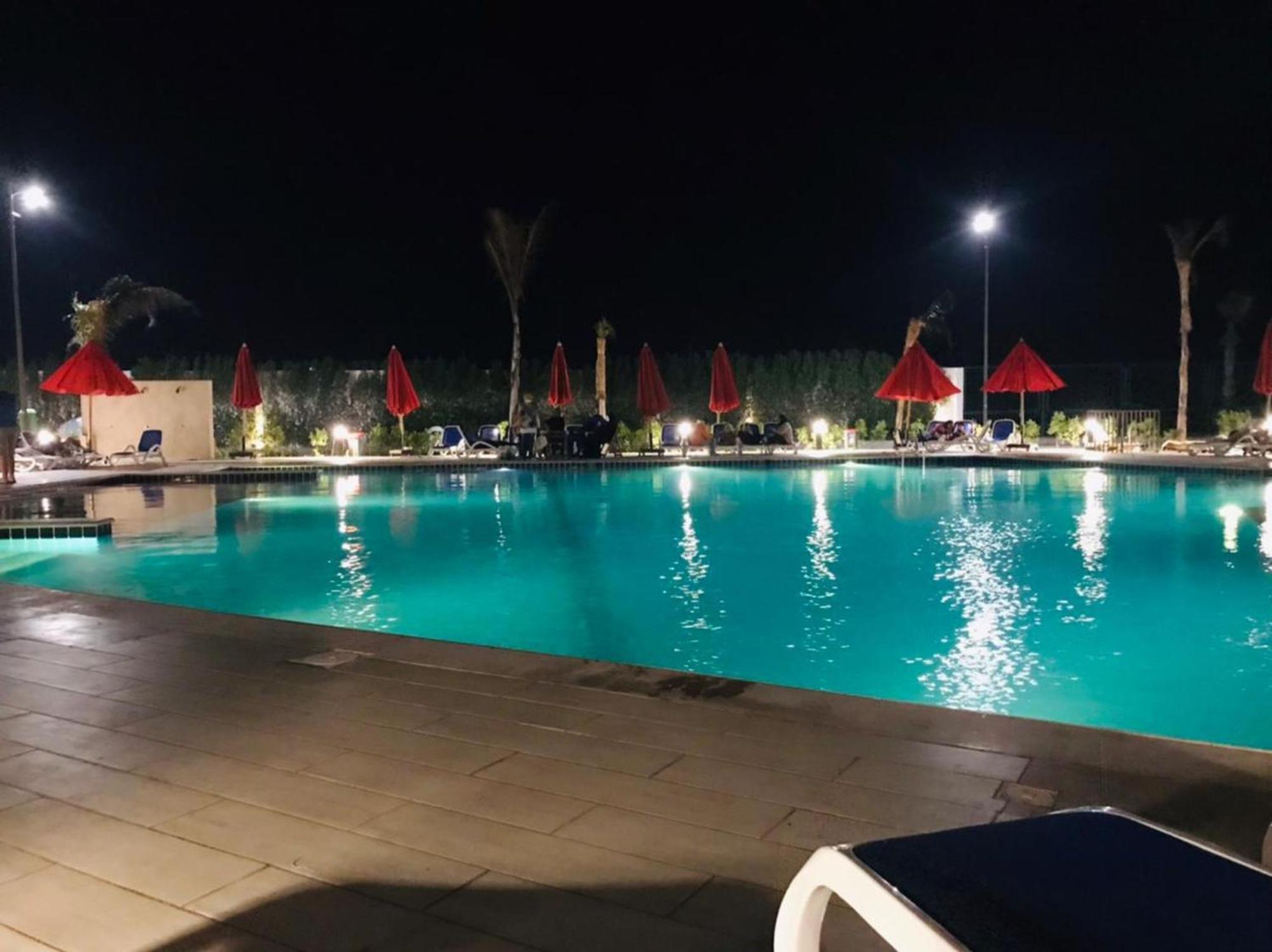 Porto Said Tourist Resort Luxury Hotel Apartments No33 'Ezbet Shalabi el-Rudi Exterior foto